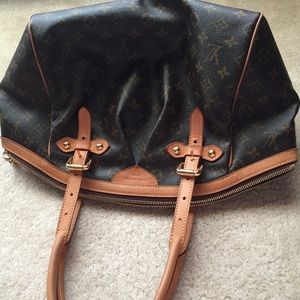 Authentic Louis Vuitton Tivoli GM